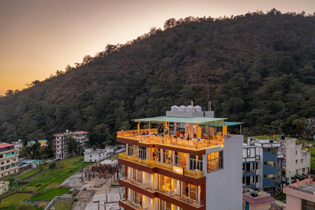 The Hosteller Rishikesh, Upper Tapovan Exterior photo